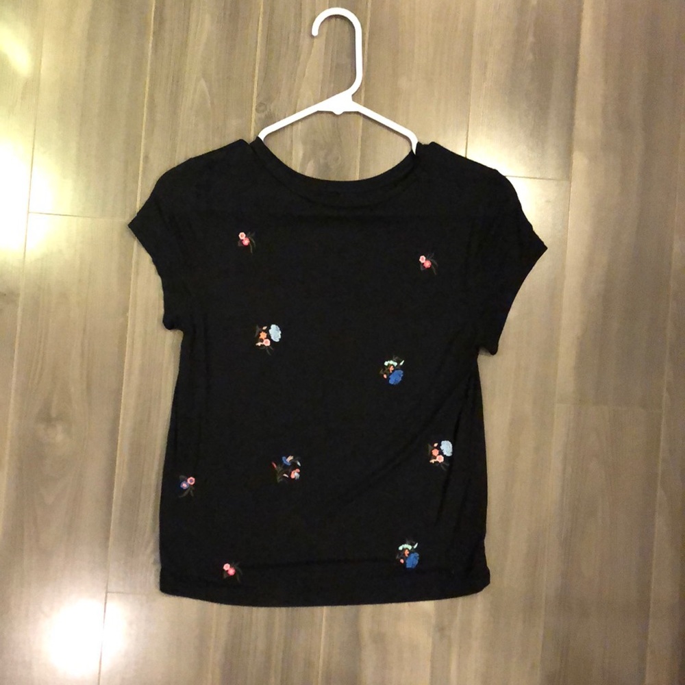 Super soft stretchy floral crop top